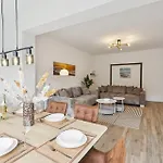 Infinity Bismarckapartments *